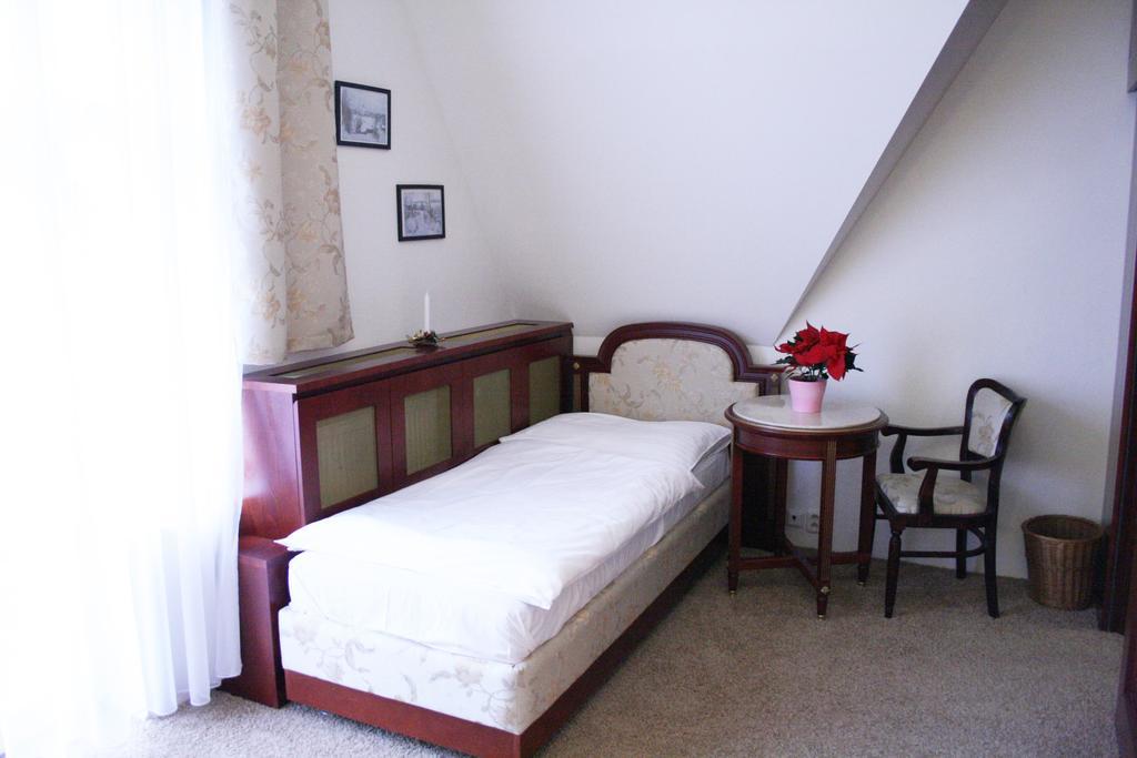 Villa Charlotte Karlsbad Zimmer foto
